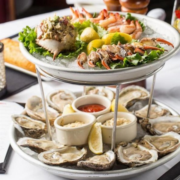 Gaido's Seaside Inn image 29